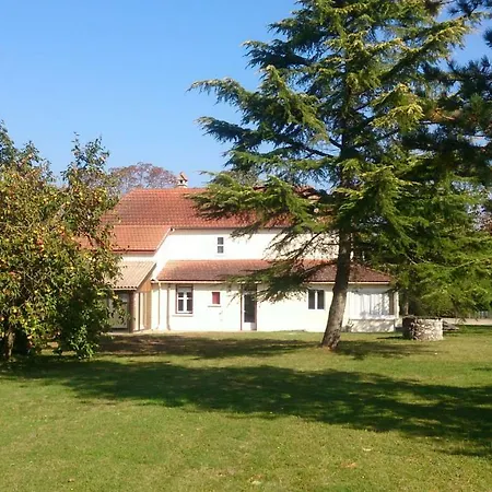 Le Pontet 住宿加早餐酒店 Miramont-de-Guyenne