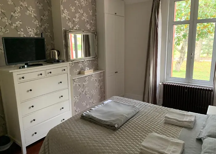 فندق مبيت وإفطار Le Pontet