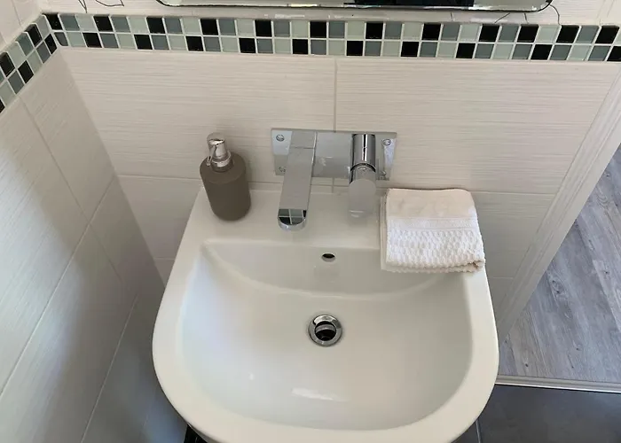 Le Pontet فندق مبيت وإفطار *