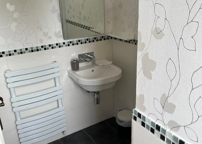 Le Pontet فندق مبيت وإفطار